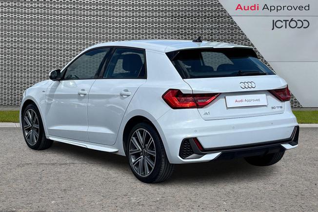 Audi A1 Photo 3