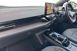 VOLKSWAGEN ID.4 Photo 2