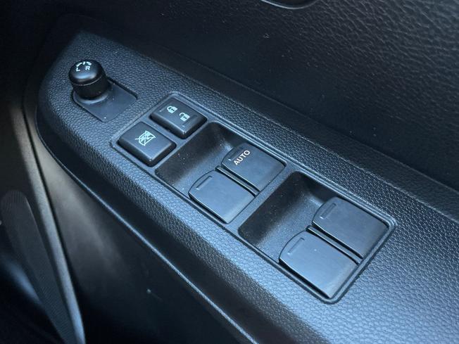 SUZUKI Ignis Photo 34