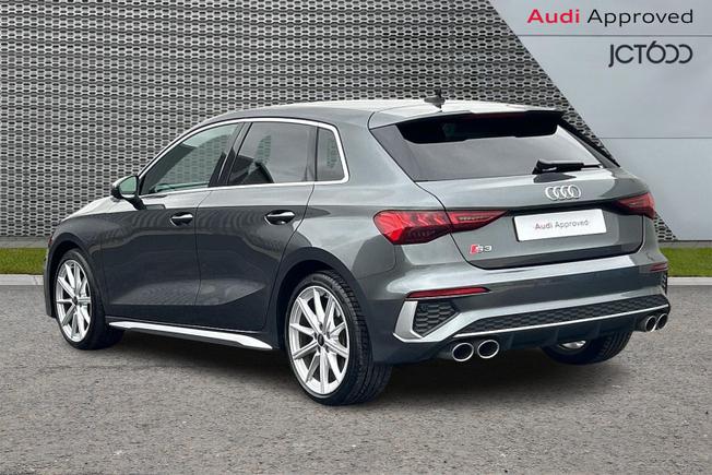 AUDI S3 Photo 3