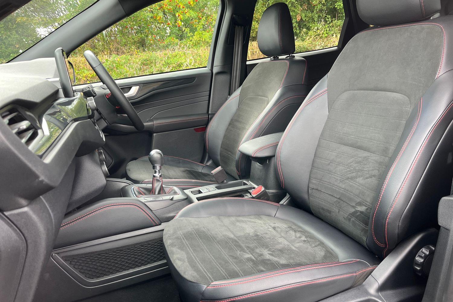 Ford KUGA Photo 18
