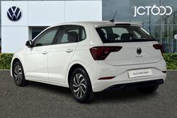VOLKSWAGEN Polo Photo 3