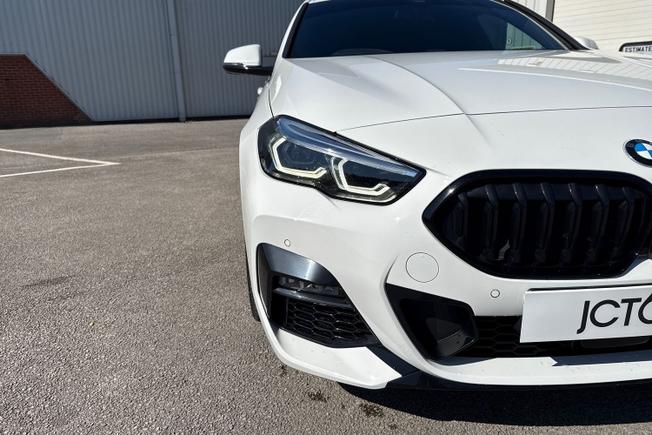BMW 2 Series Gran Coupe Photo 19