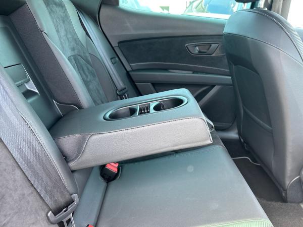 SEAT Leon Photo autoimg-d2708d09f7e8b0f2d65756195b156a211891fe0d.jpg