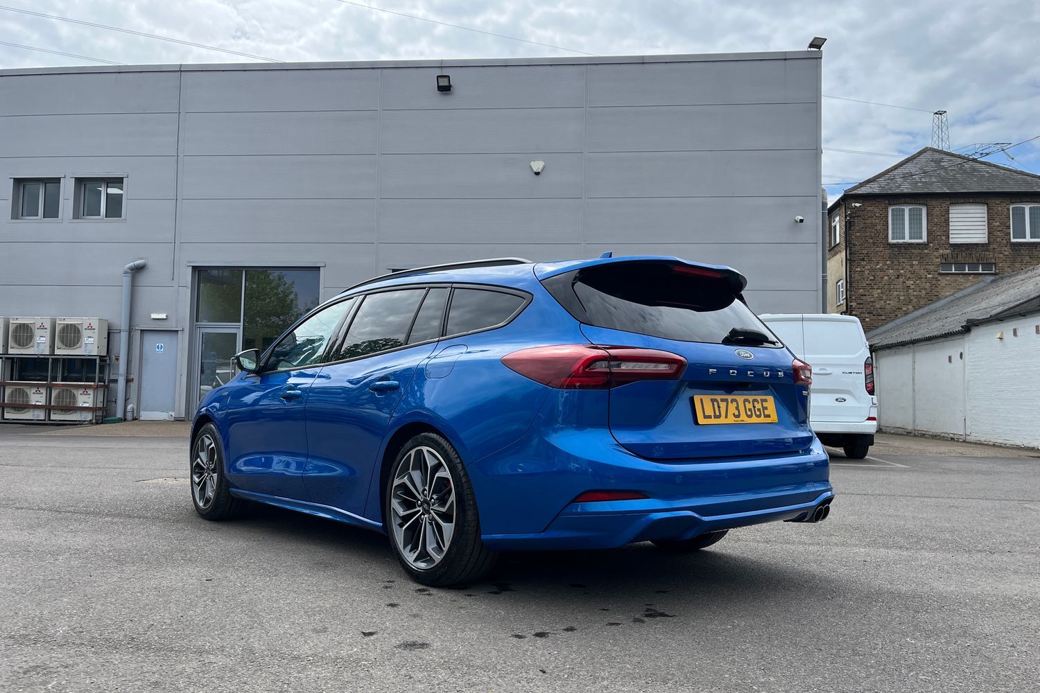 Ford FOCUS Photo 32
