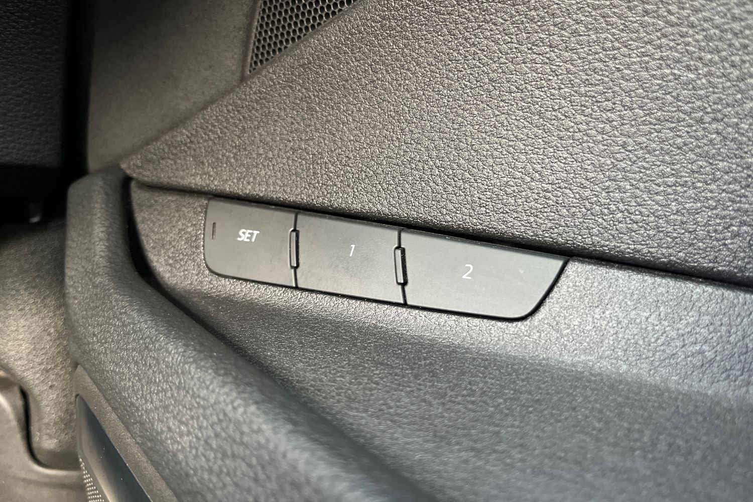 Audi e-tron Photo 23