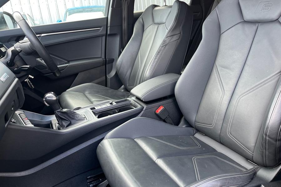 Audi Q3 Photo autoimg-d27ce33e11acebceb1fb3a8d77fe698f82f7bd76.jpg