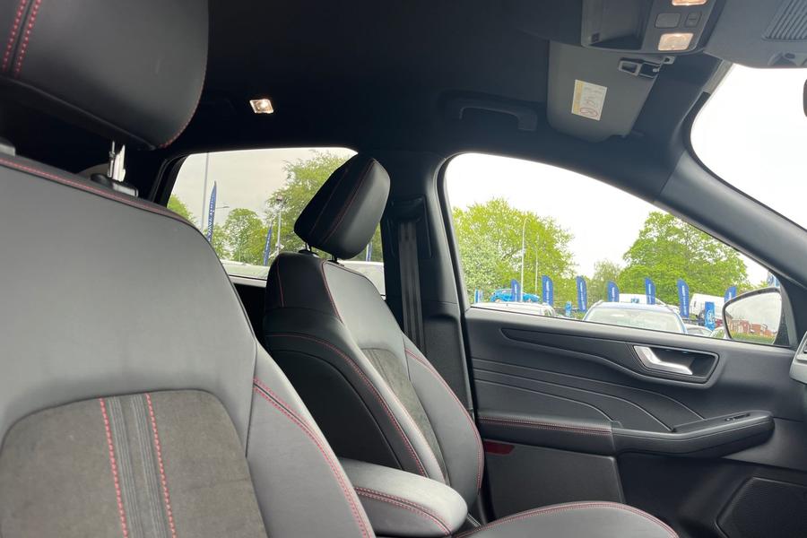 Ford KUGA Photo autoimg-d28005392d4e93a9f5f487899c353894713076fe.jpg