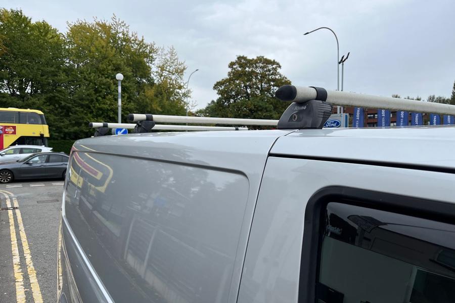 Ford TRANSIT CUSTOM Photo autoimg-d280300493cdcaa3970bd31292df22c683c3edfd.jpg