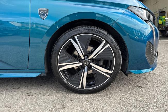 PEUGEOT 308 Photo 5