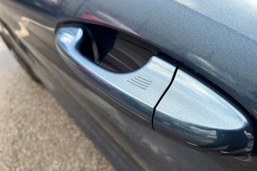 Ford FIESTA Photo autoimg-d28cdd51618b8593624babd5ab3938afdd298127.jpg
