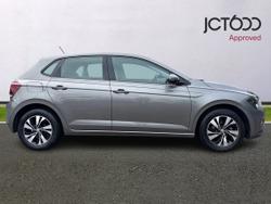 VOLKSWAGEN Polo Photo 4