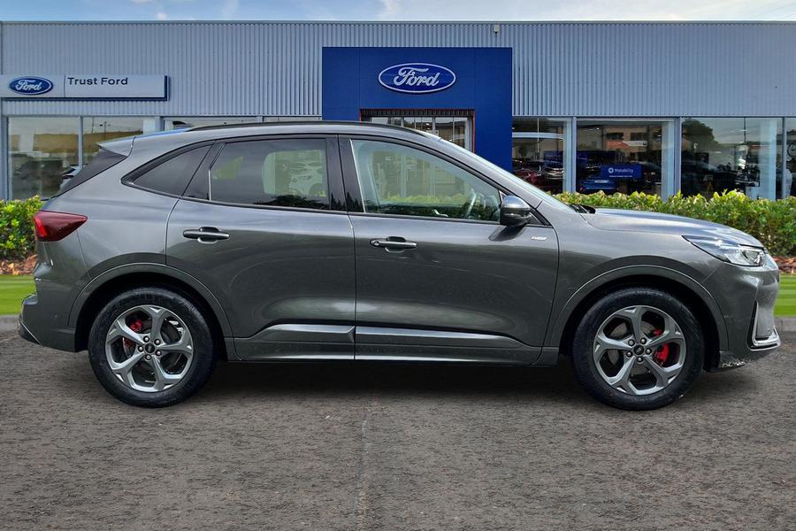 Ford KUGA Photo autoimg-d29113aff5b6c5b5ccbfd56fdde01a2cedb4b376.jpg