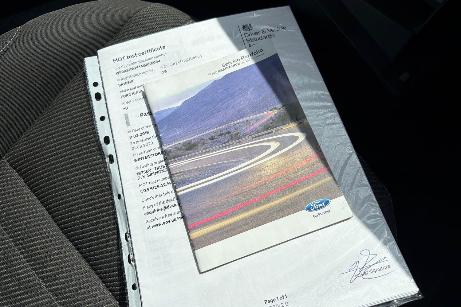 Ford KUGA Photo 21