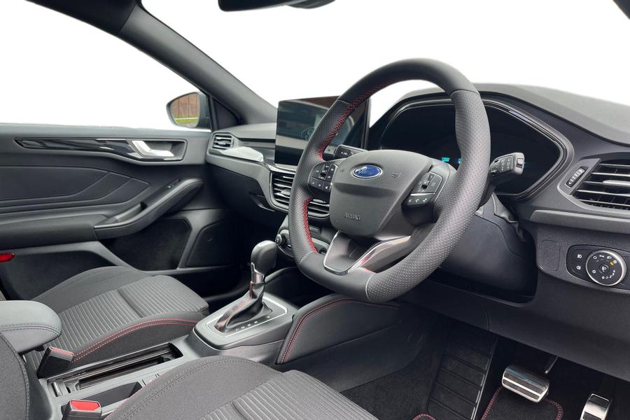 Ford Focus Photo autoimg-d29353d294b972ec37f5537abfffc939bcb25be5.jpg