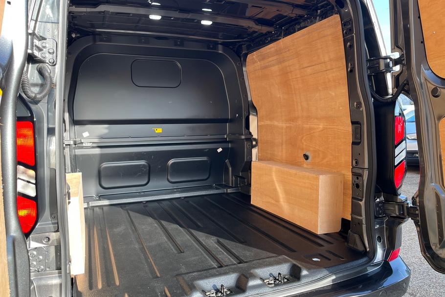 Used FORD TRANSIT CUSTOM MJ75TFY 4