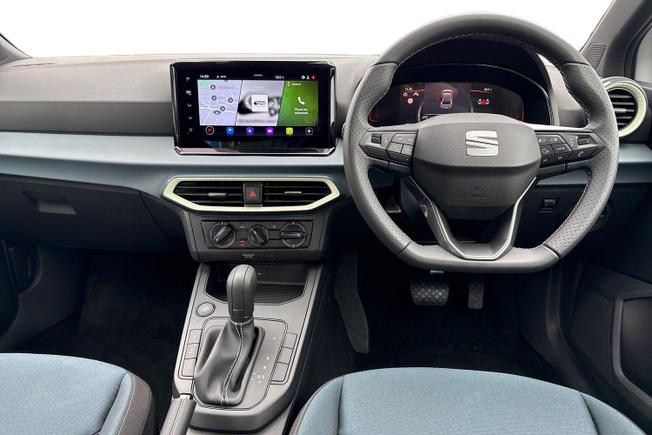 SEAT Ibiza Photo 11