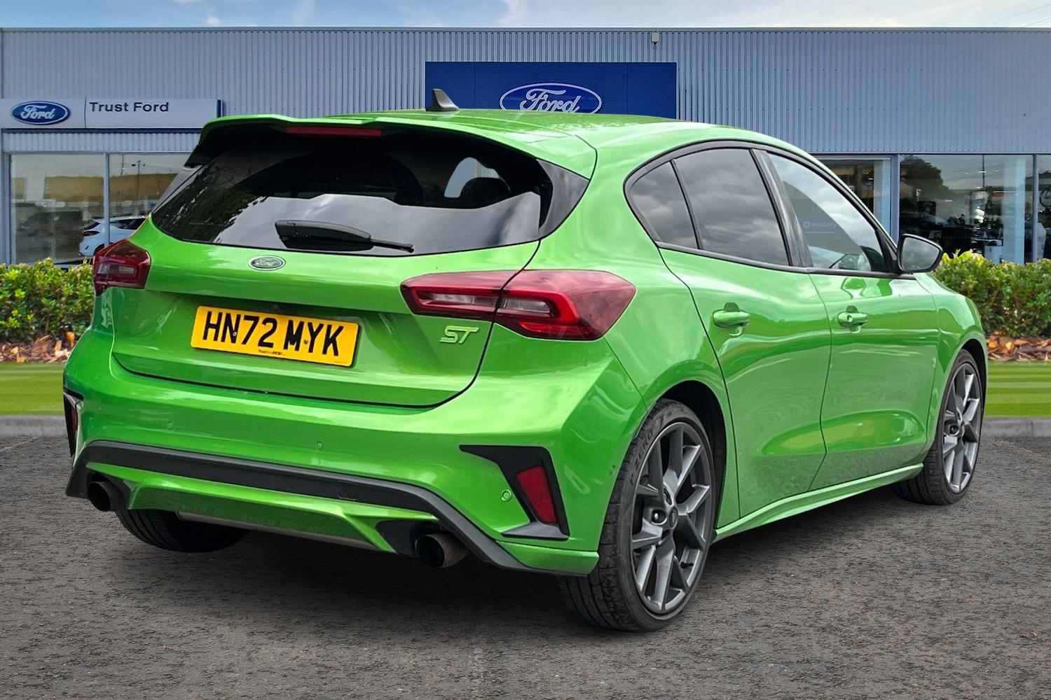 Ford Focus Photo 3