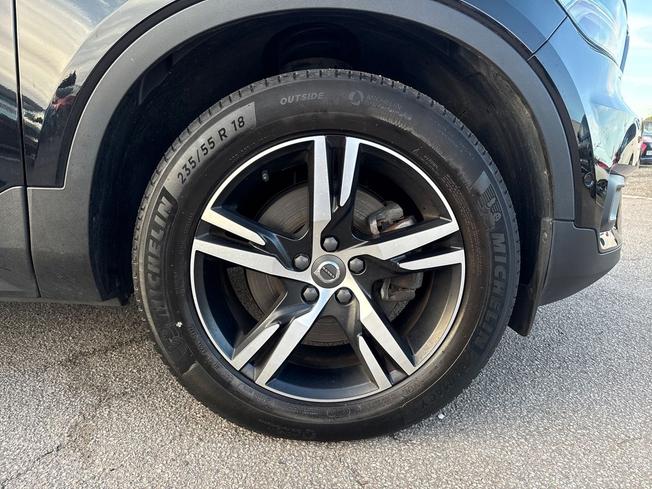 VOLVO Xc40 Photo 5