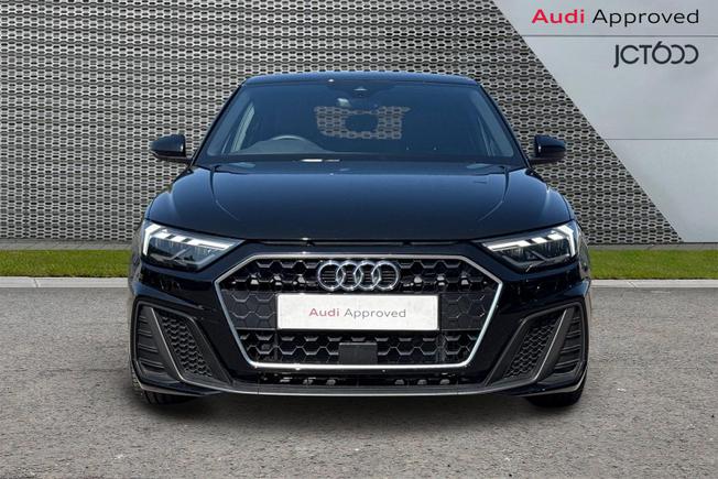 Audi A1 Photo 8