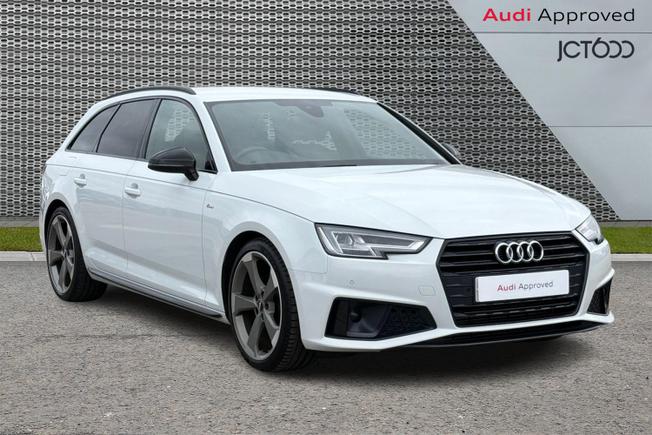 AUDI A4 Avant Photo 1