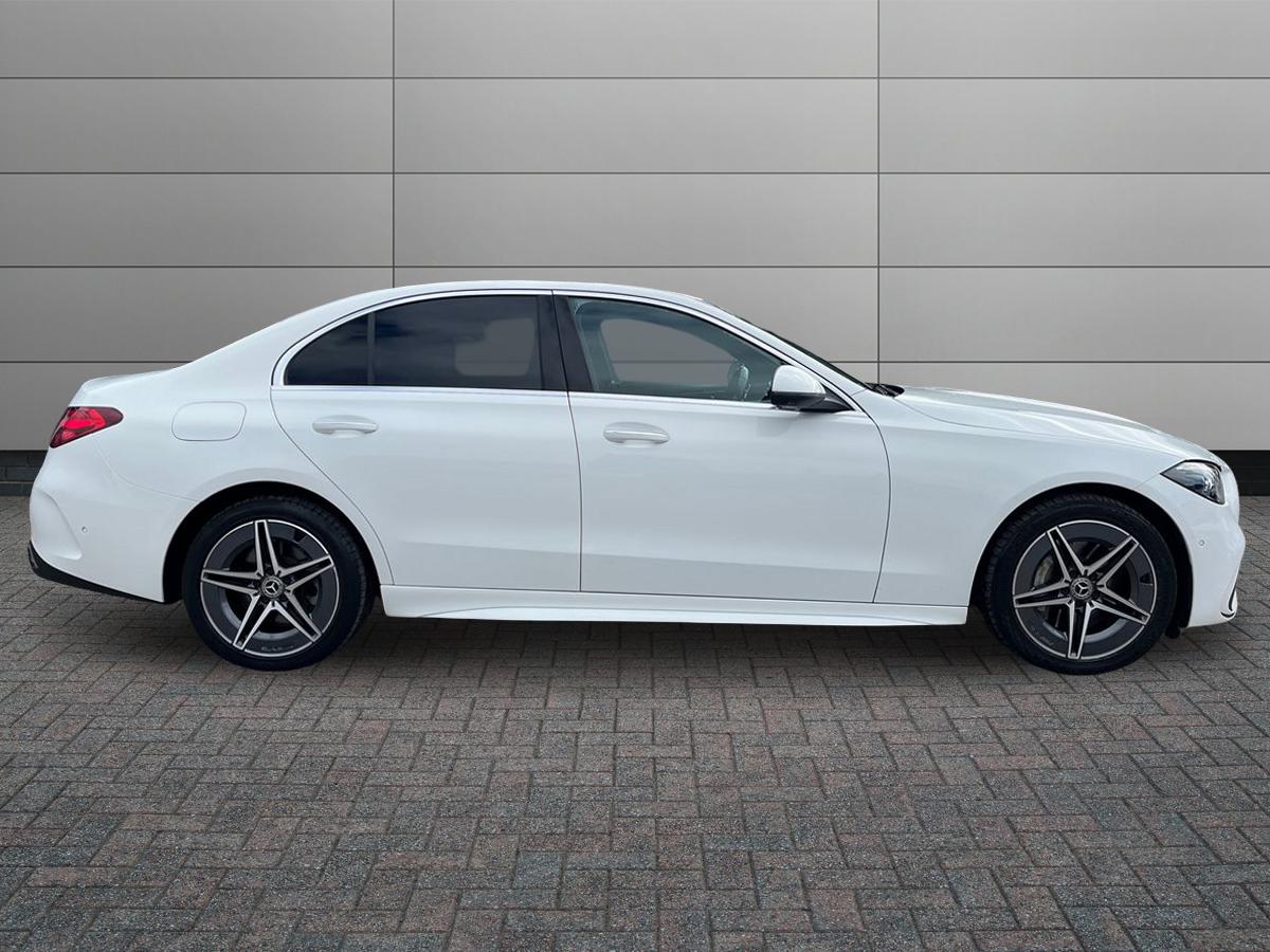 Mercedes-Benz C Class Photo 5