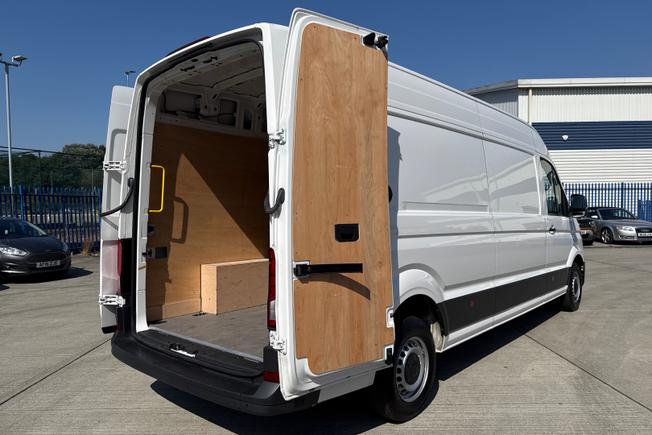 VOLKSWAGEN Crafter Photo 32