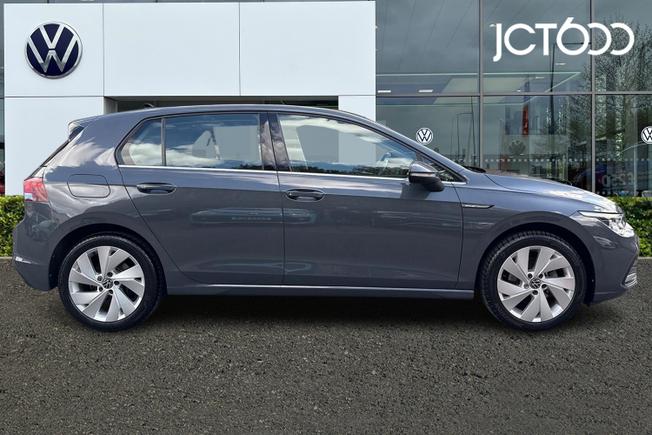 Volkswagen Golf Photo 4