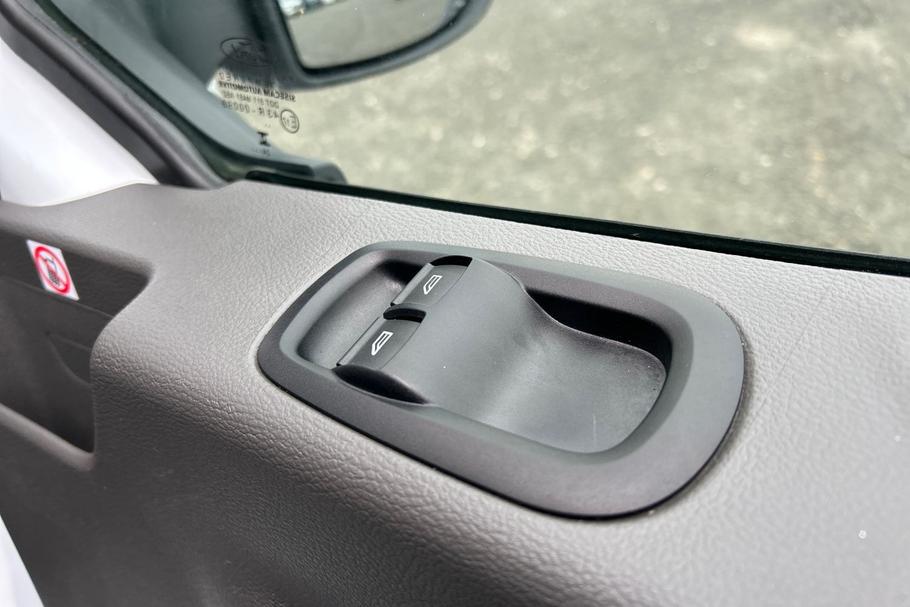 Used Ford TRANSIT 28