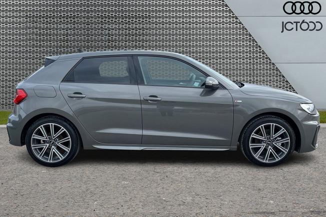 AUDI A1 Sportback Photo 4