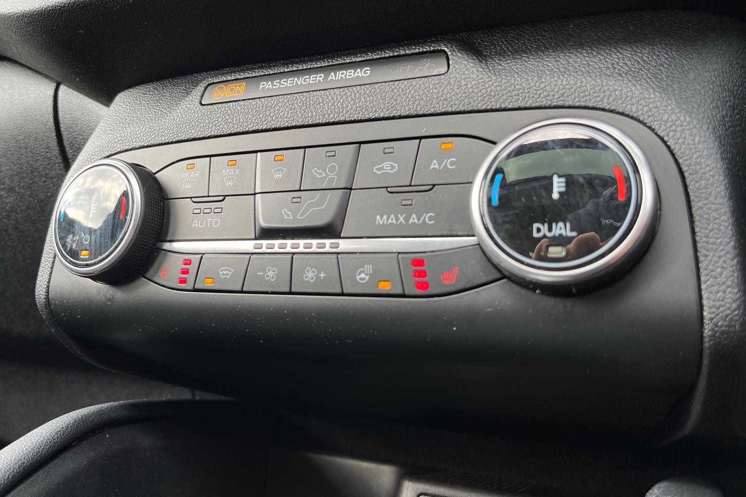 Ford Kuga Photo 31