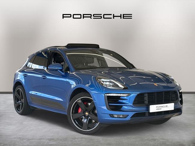 PORSCHE Macan Photo 1