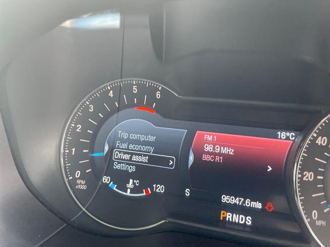 FORD Edge Photo 25