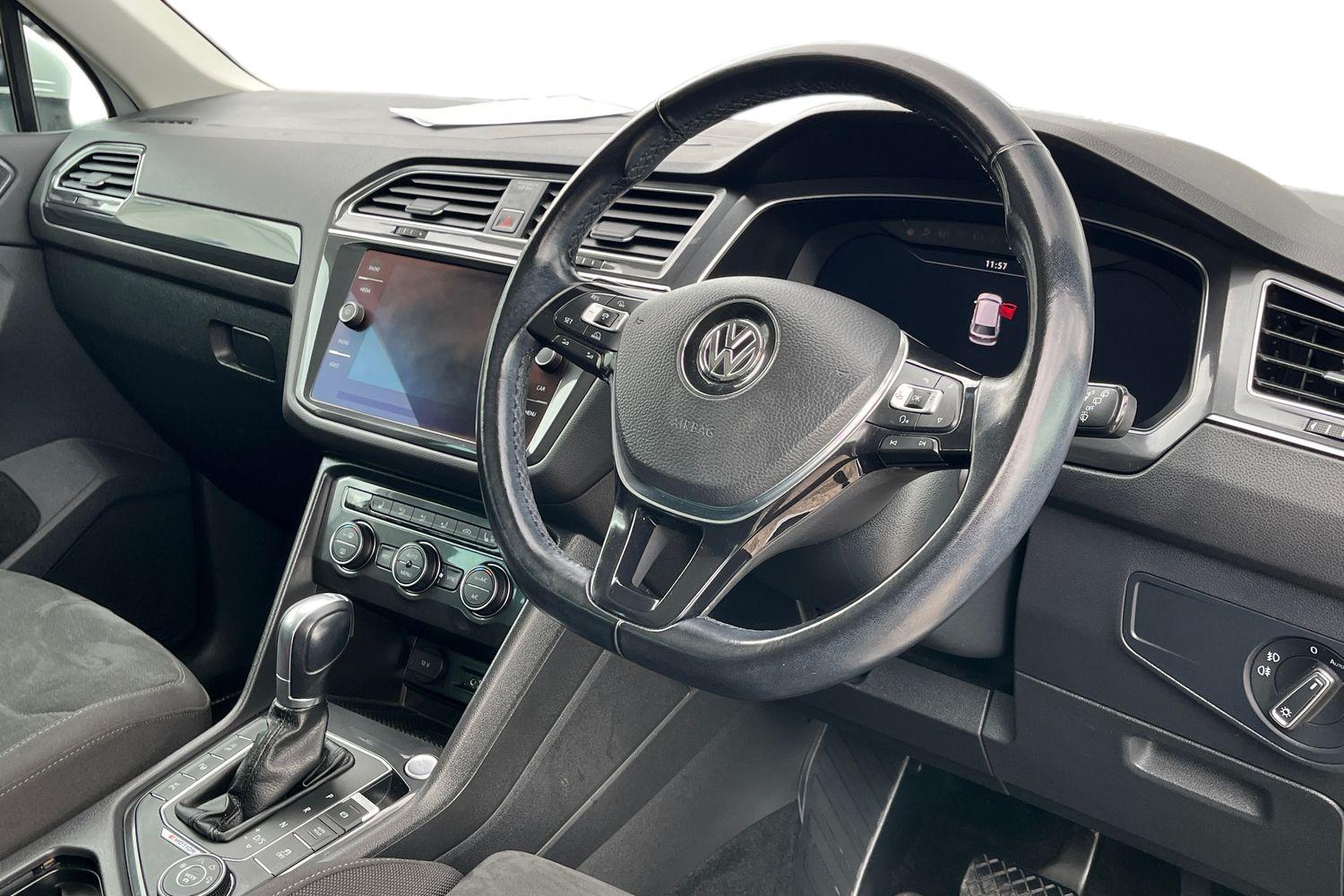 Volkswagen Tiguan Photo 8