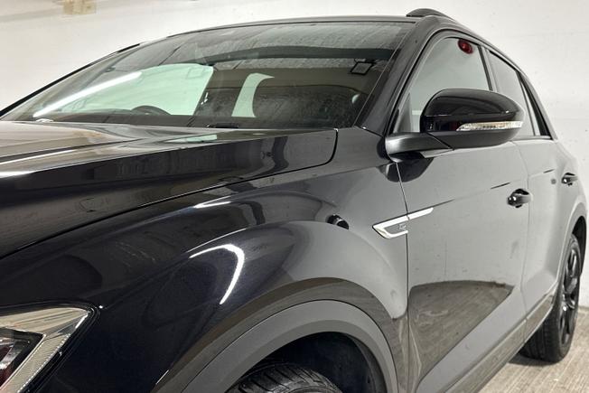 VOLKSWAGEN T-Roc Photo 40