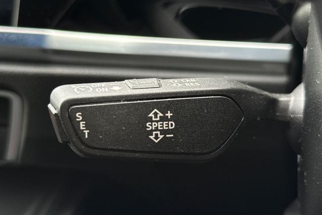 Audi Q3 Photo 36