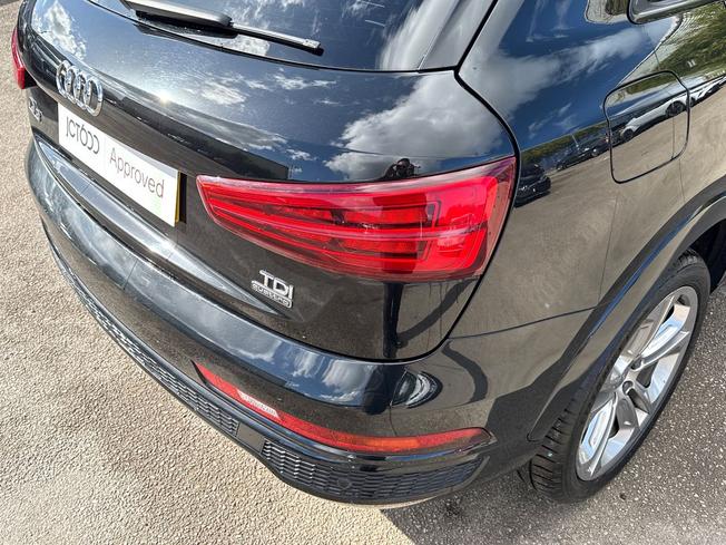 Audi Q3 Photo 23