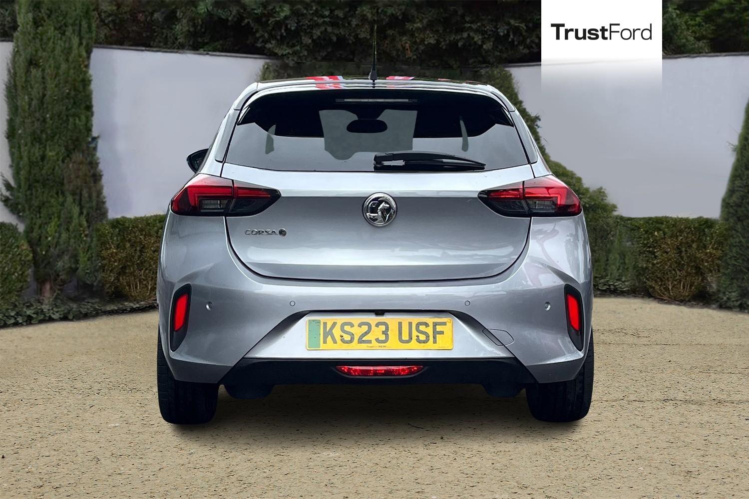 Vauxhall CORSA Photo 6