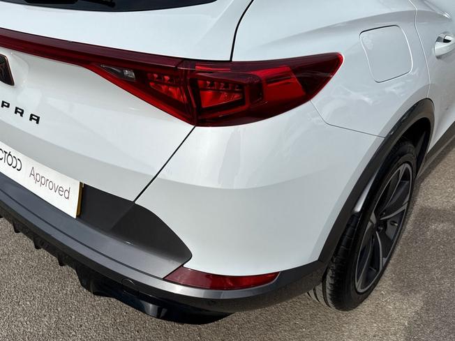 CUPRA Formentor Photo 18