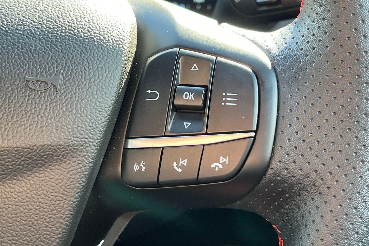 Ford FOCUS Photo 31