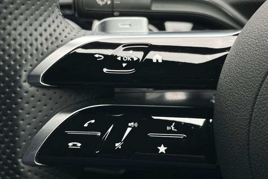 Mercedes-Benz CLA Photo autoimg-d2c23ba5d05052df26f12ac9c83420cc9a178e1c.jpg