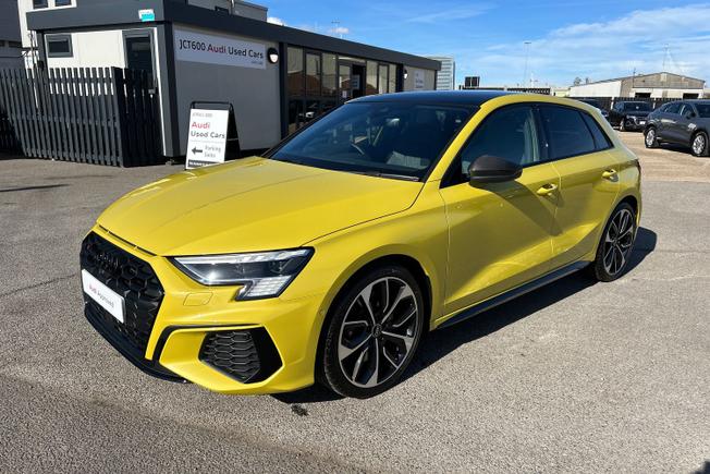 Audi S3 Photo 22