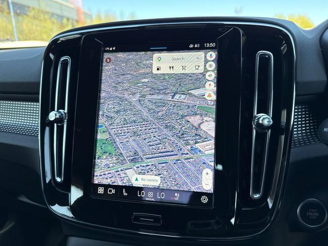 VOLVO Xc40 Photo 14