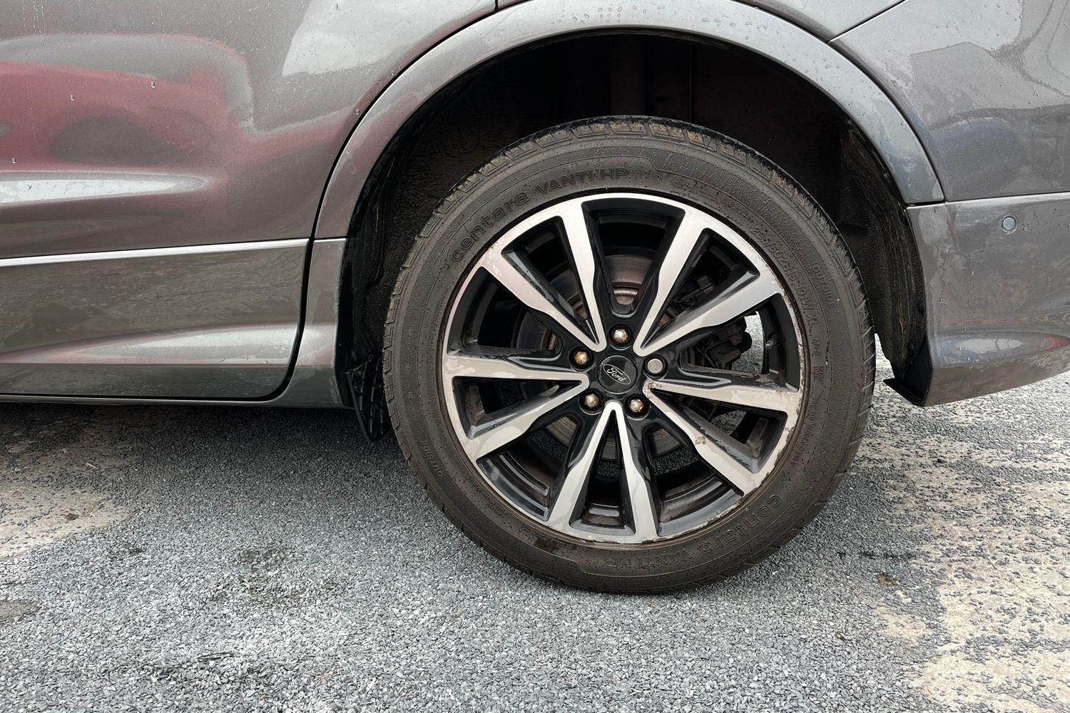 Ford KUGA Photo 7