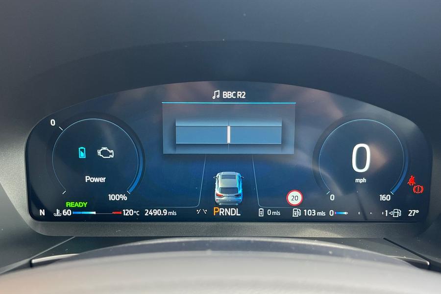 Ford KUGA Photo autoimg-d2ca28eb4d4f05bbc225589e70ca6553f1c62594.jpg
