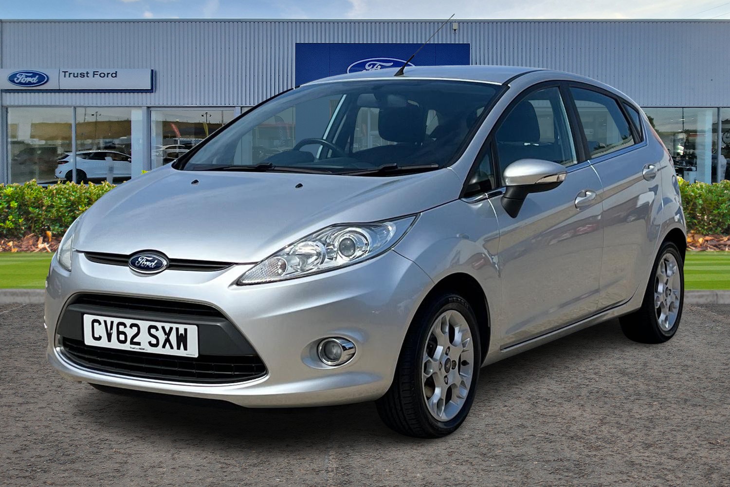 Ford Fiesta Photo 4