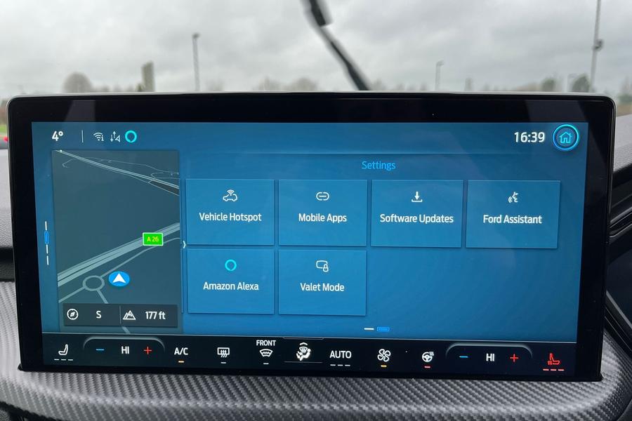 Ford KUGA Photo autoimg-d2cb3ee9db5dcb11bb5ea9c81de871a0bd8279ea.jpg