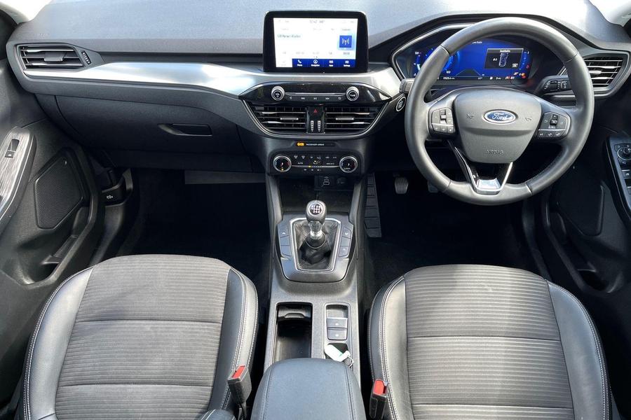 Ford KUGA Photo autoimg-d2d01f1f0a2678c6e250bfb1a87bfe2ca66ae495.jpg