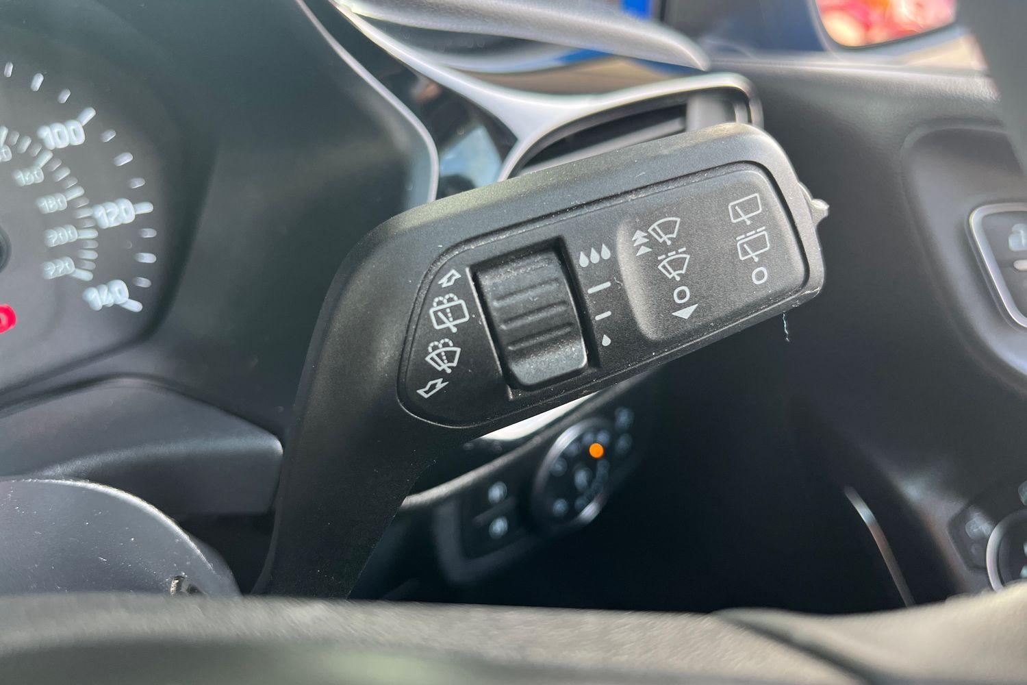Ford Fiesta Photo 14