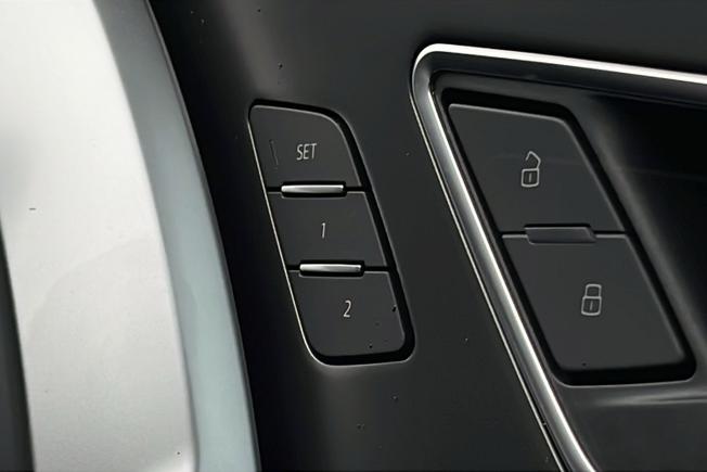 AUDI  Audi Q4 Sportback Photo 36